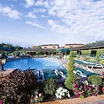 Villa Roma Resort And Conference Center 